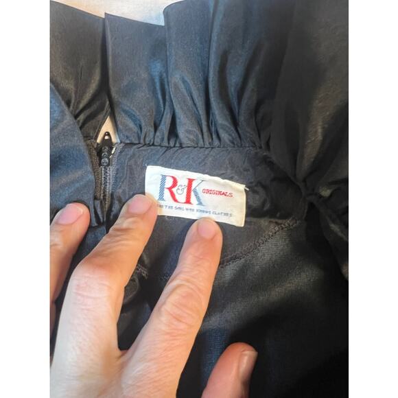 R&K ORIGINALS VNTG BLACK VELVET & TAFFETA V NECK RUFFLE COLLAR COCKTAIL DRESS - Picture 6 of 10